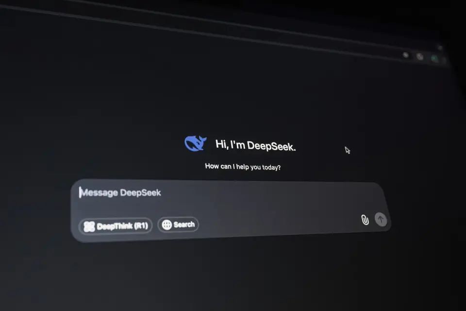 AI assistant chat interface, used to qualify and research link prospects